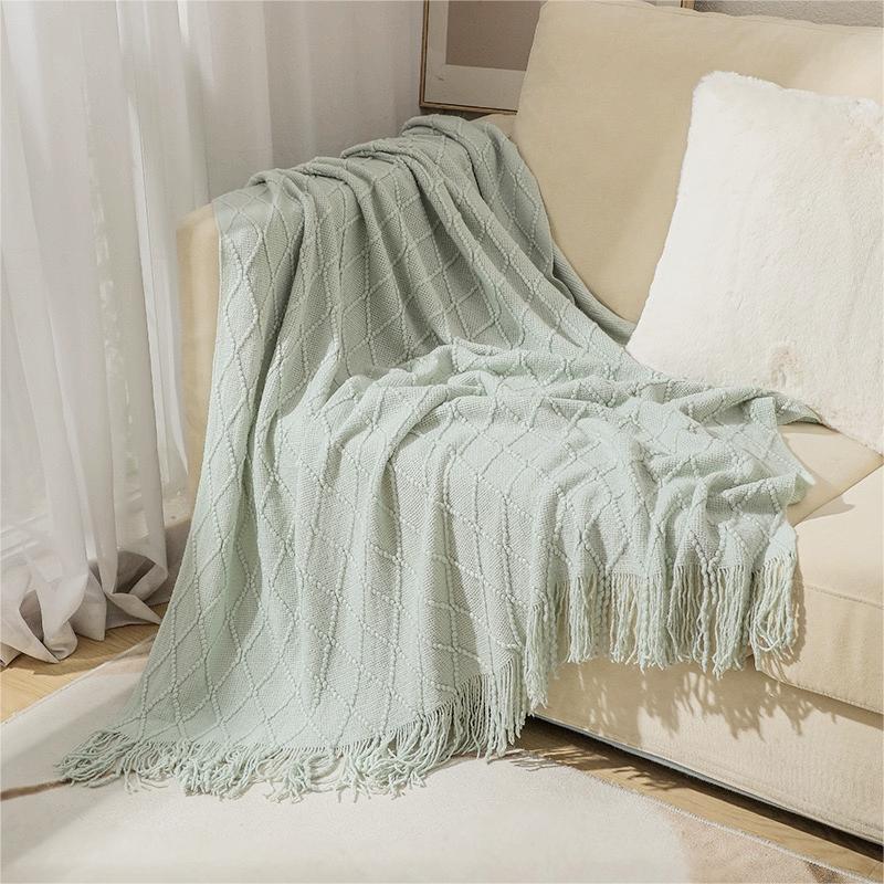 Knitted Throw Blanket With Tassels