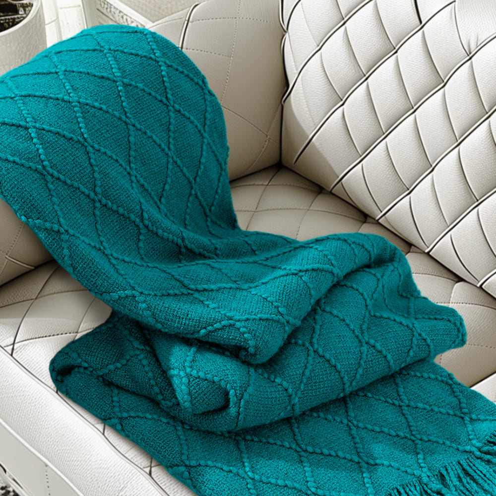 Knitted Throw Blanket With Tassels